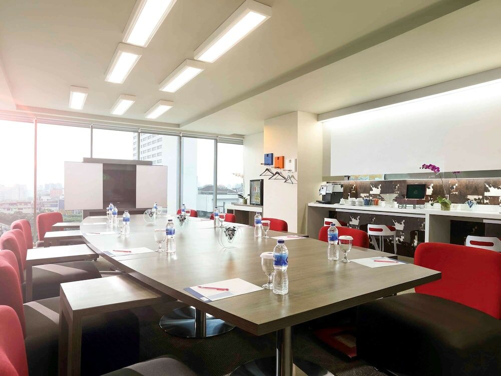 Фото Novotel Jakarta Gajah Mada