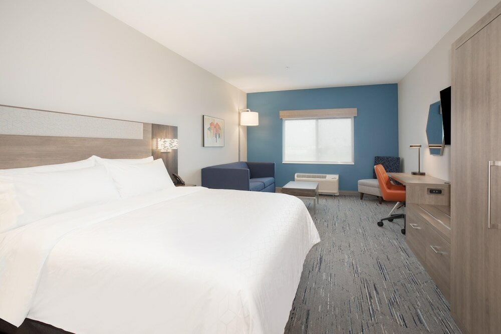 Фото Holiday Inn Express Hotel & Suites Idaho Falls, an Ihg Hotel