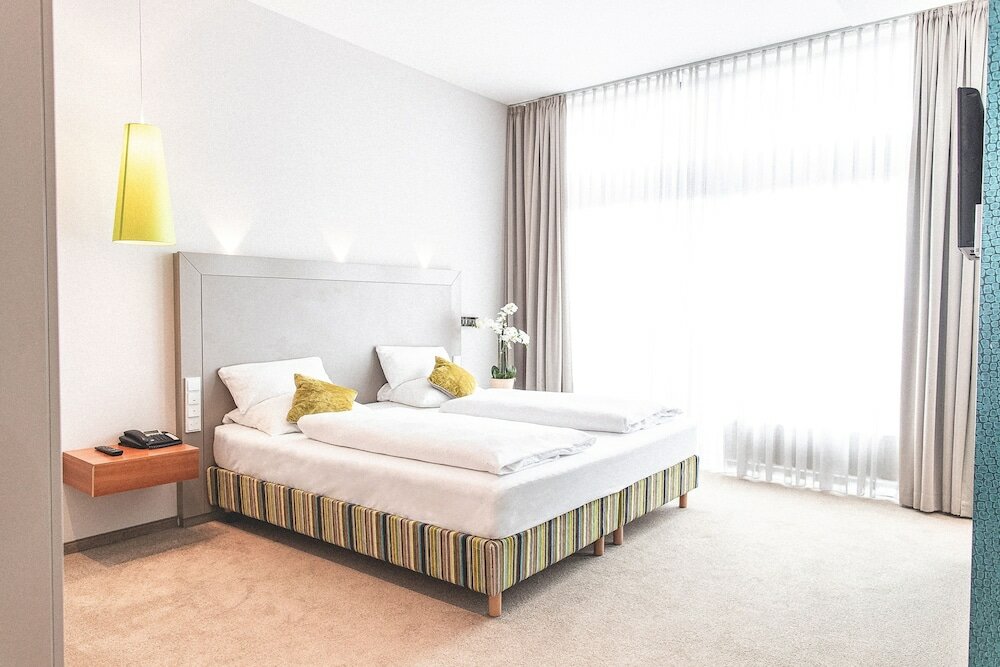 Фото Plaza Hotel Hanau