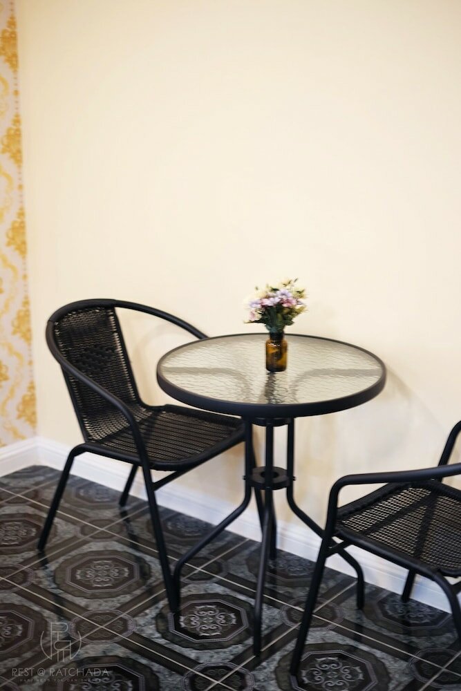 Фото Rest at Ratchada Hotel