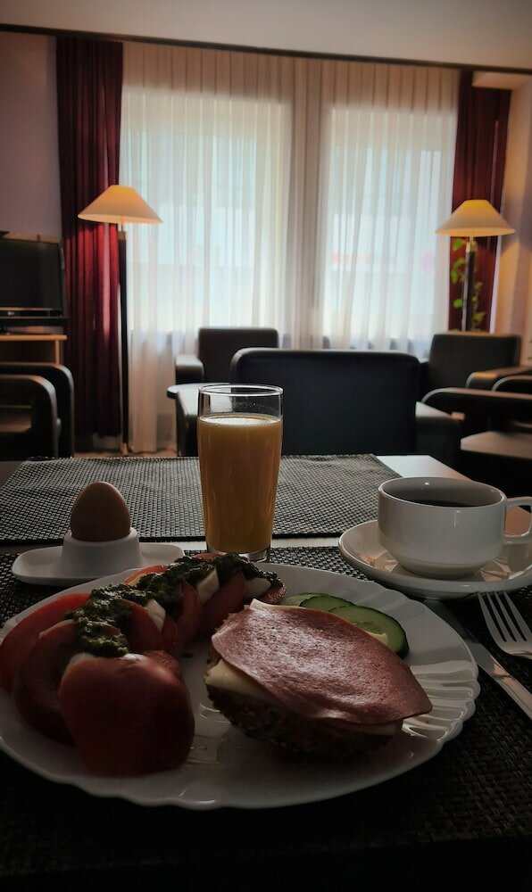 Фото Hotel Zentrum Hannover