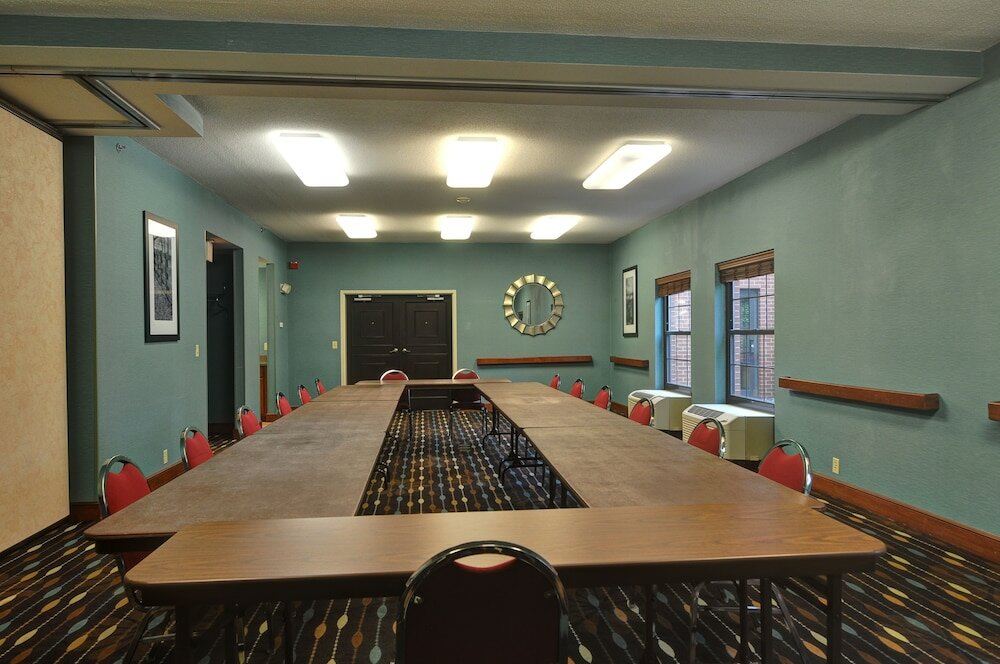 Фото Hampton Inn Franklin/Milford