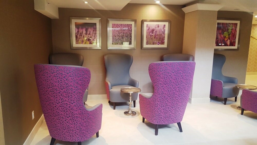 Фото Holiday Inn Toronto International Airport