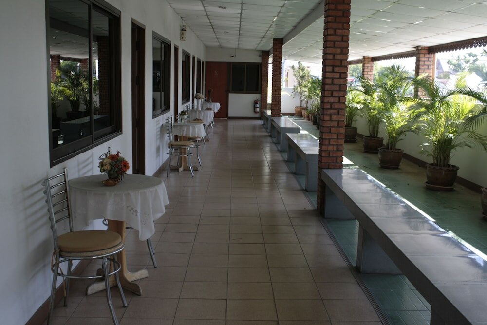 Фото RoongRuang Hotel