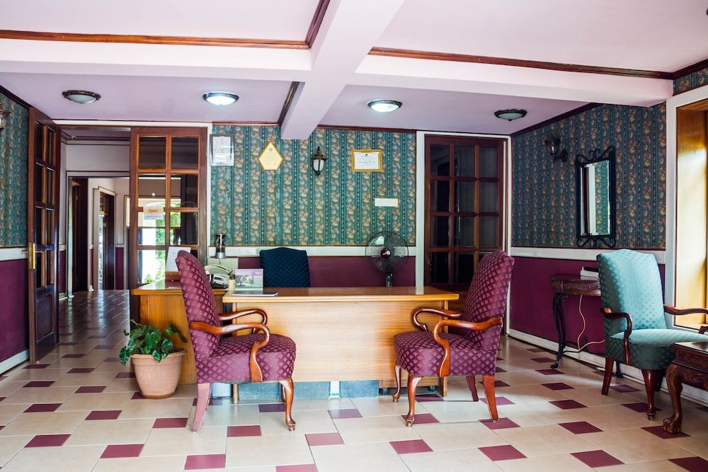 Фото Islet Hotel