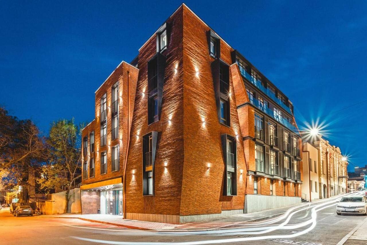 Фото отеля 1