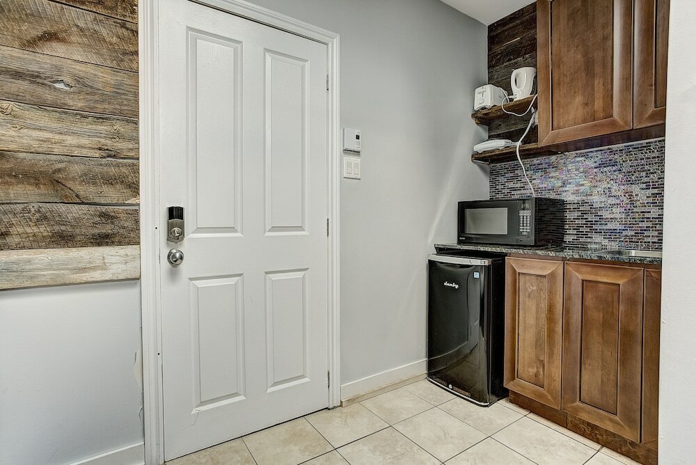 Фото Destination Stays Griffintown Montreal