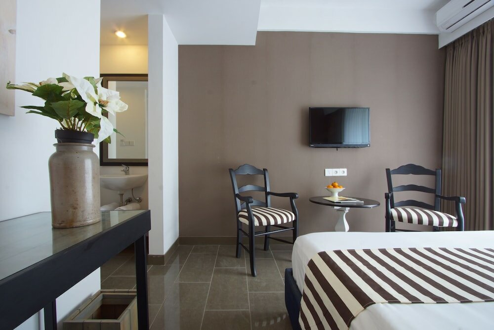 Фото 7 Bidadari Boutique Hotel
