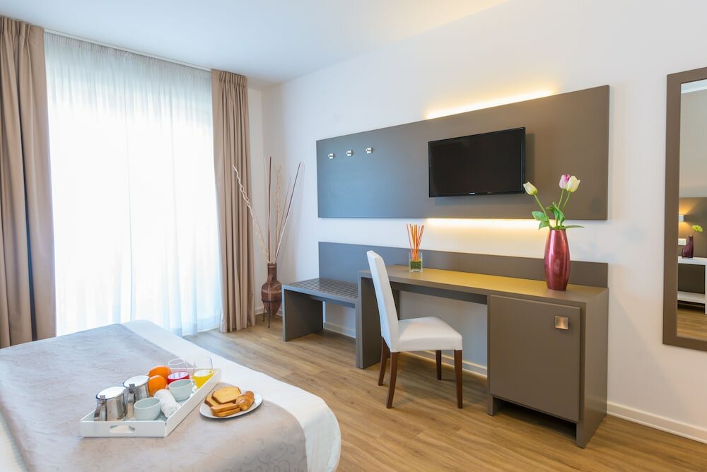 Фото Hotel Bel 3