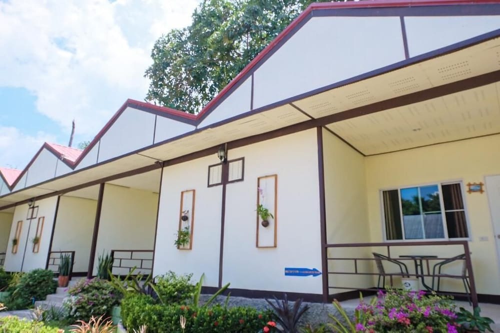 Фото Everest Resort