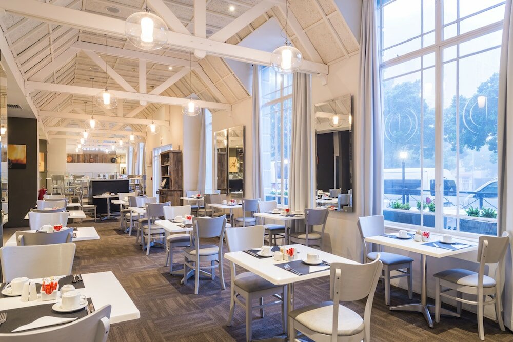 Фото Onomo Hotel Cape Town – Inn on the Square