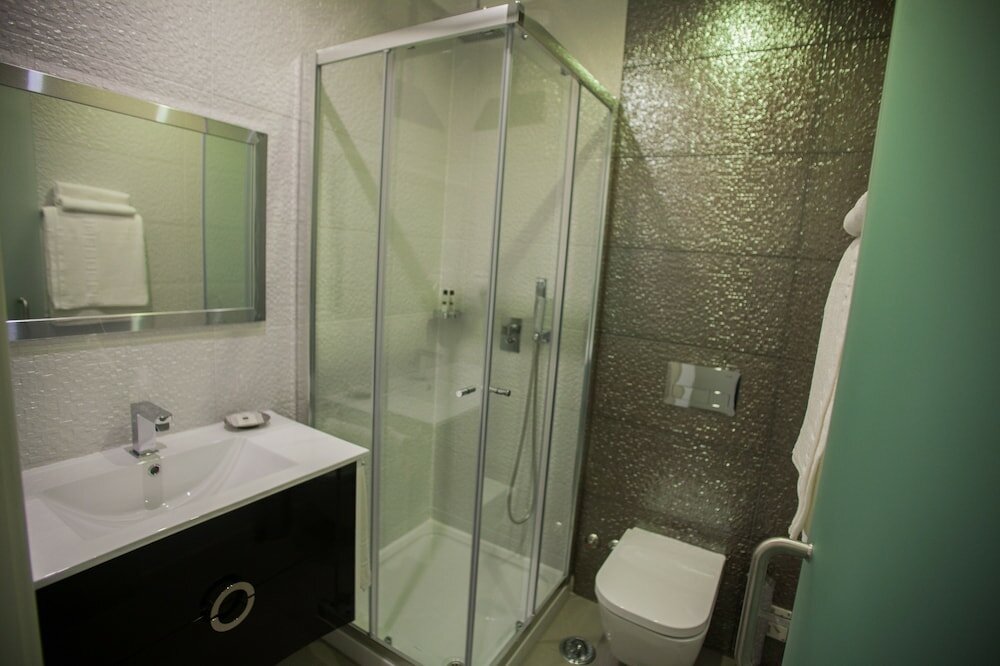 Фото Thomar Story