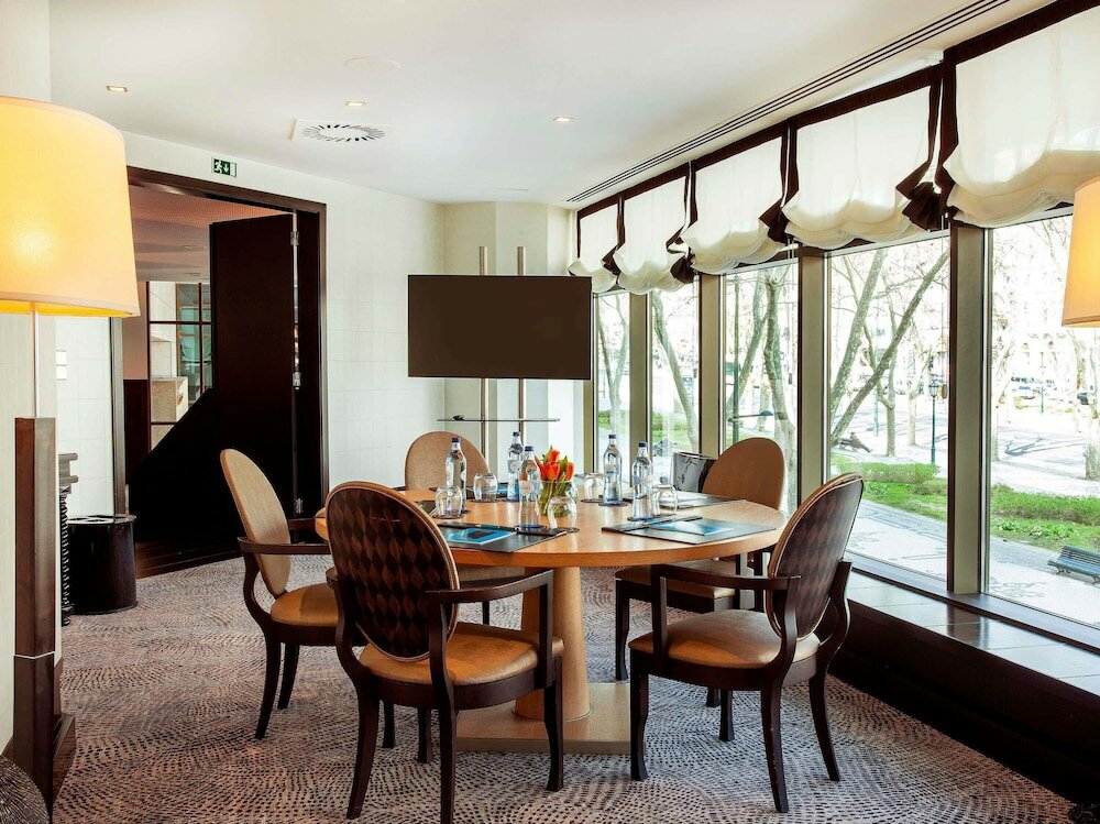 Фото Sofitel Lisbon Liberdade