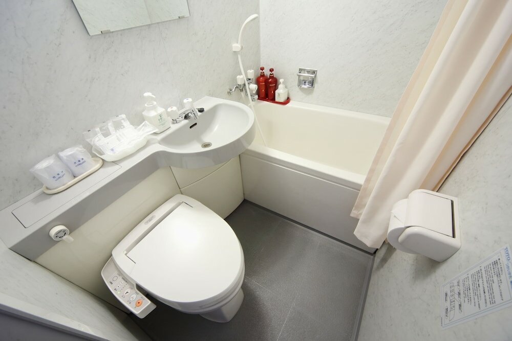 Фото Asahikawa Toyo Hotel