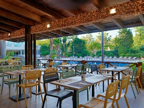 Внешний вид отеля H10 Vintage Salou в Салоу, фото 2