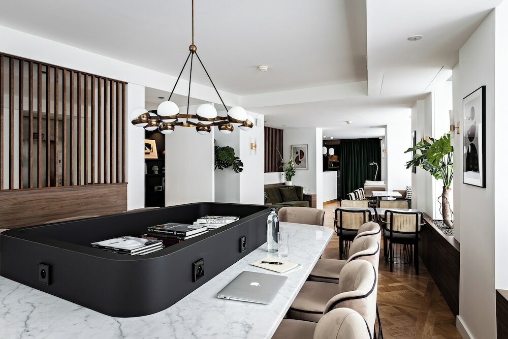 Фото Holiday Inn Paris Elysees