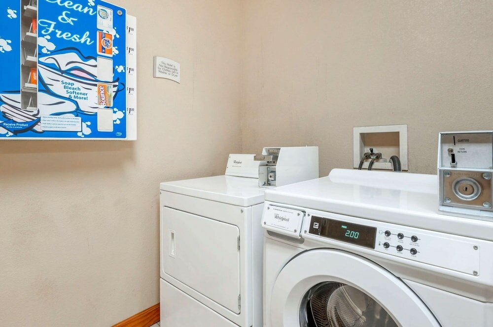 Фото Quality Inn & Suites