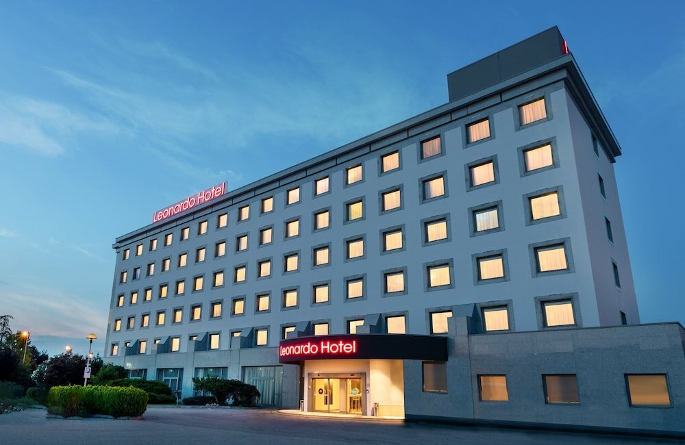 Фото отеля 1