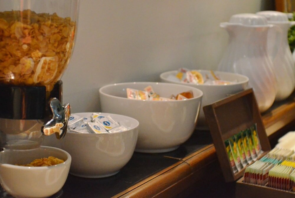 Фото Hotel Ayamitre