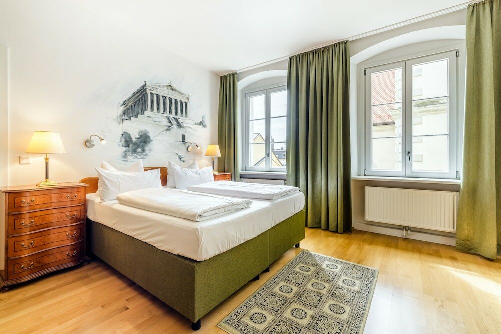 Фото Bohemian Hotel