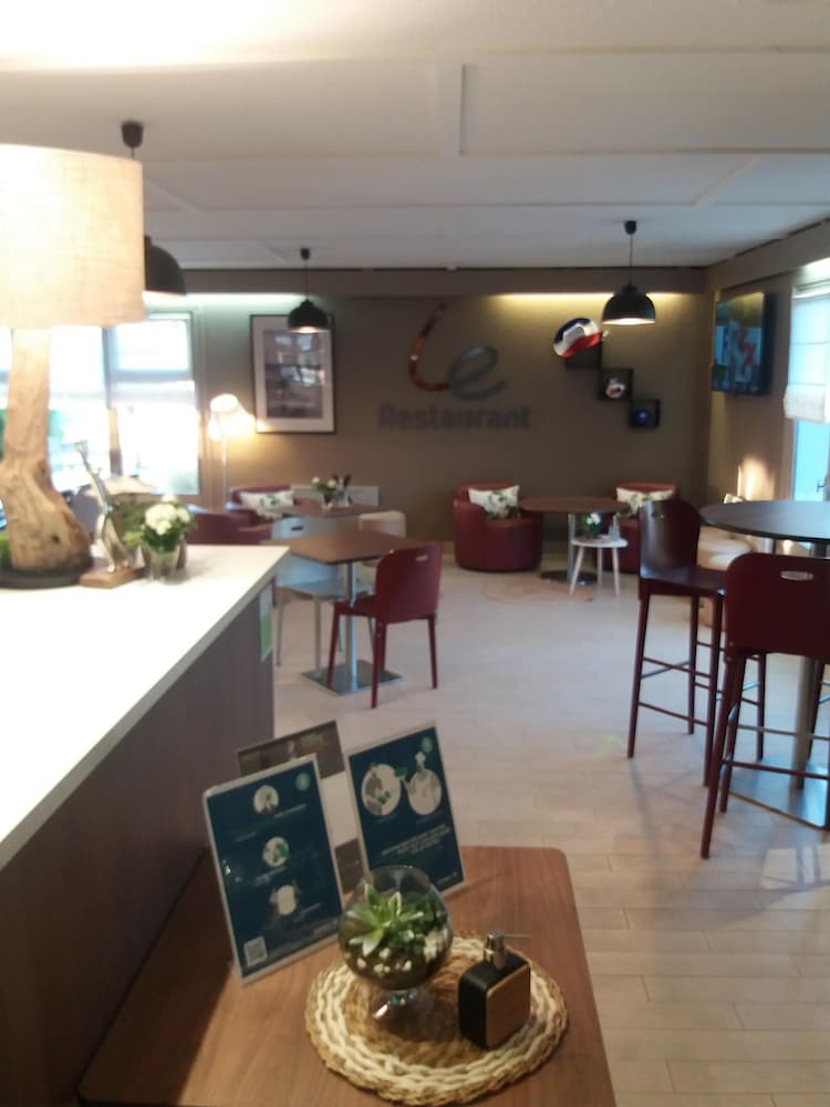 Фото Hotel Campanile Saint Malo - Saint Jouan Des Guérets