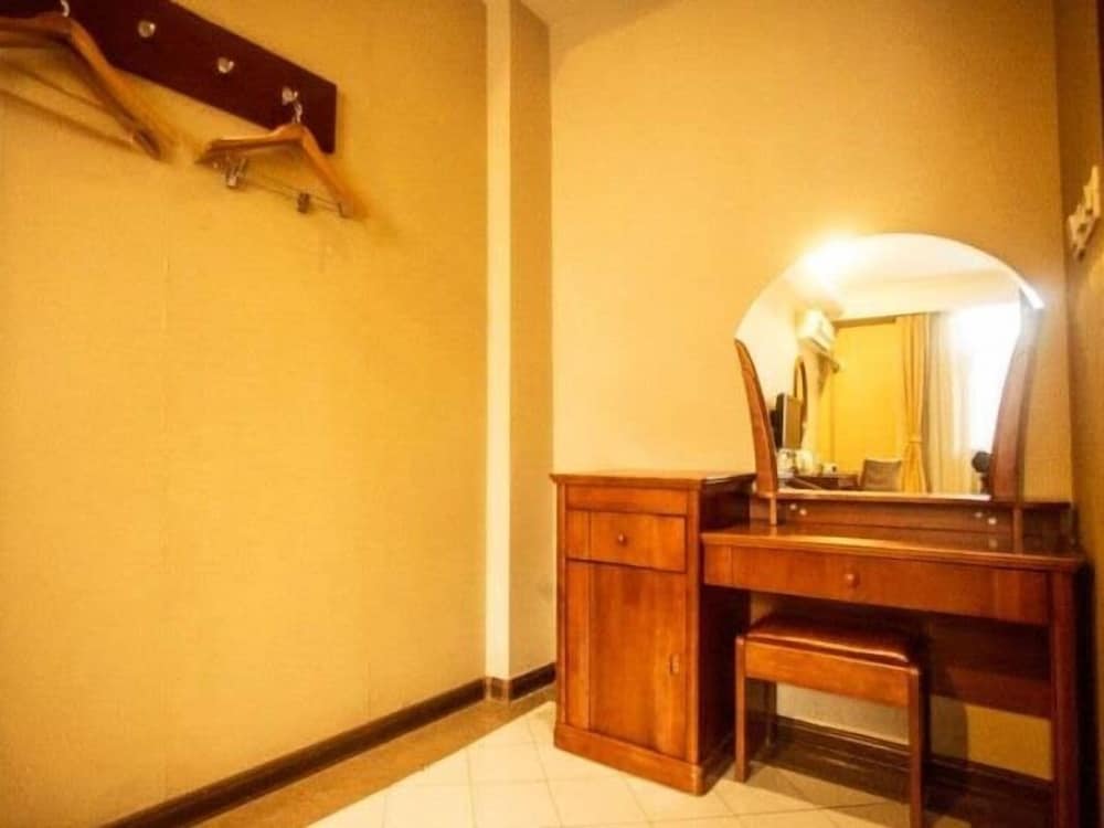 Фото Greentree Inn Nanjing China Gate Subway Station Express