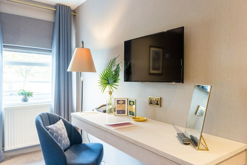 Фото Palm Court Hotel