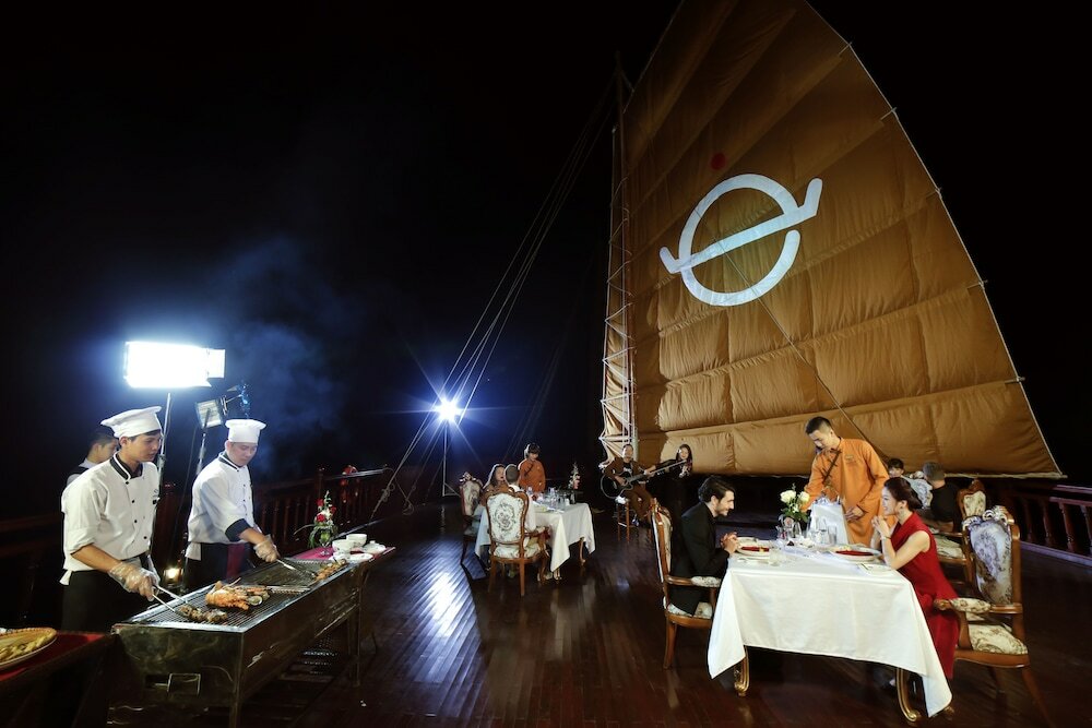 Фото Emperor Cruise Ha Long