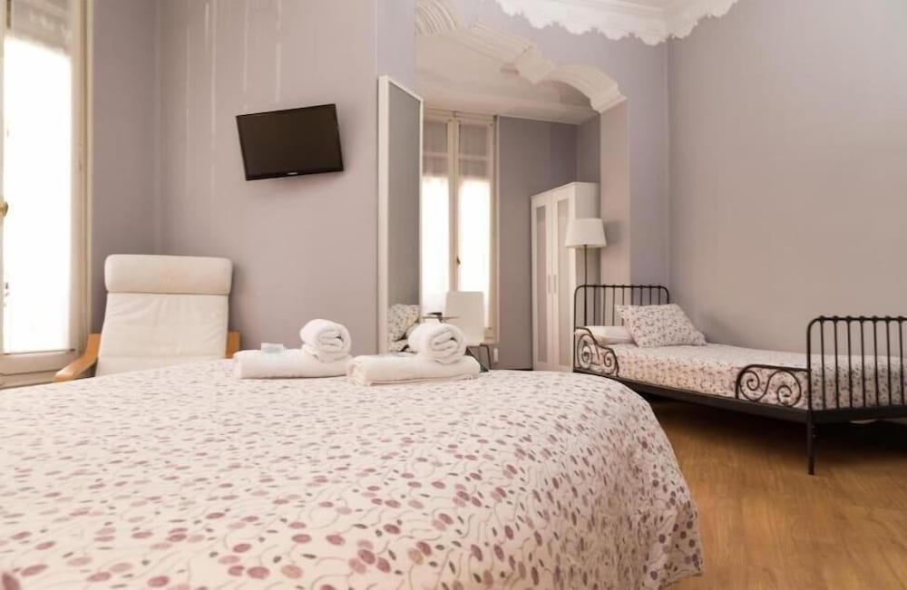 Фото Hi Valencia Cánovas