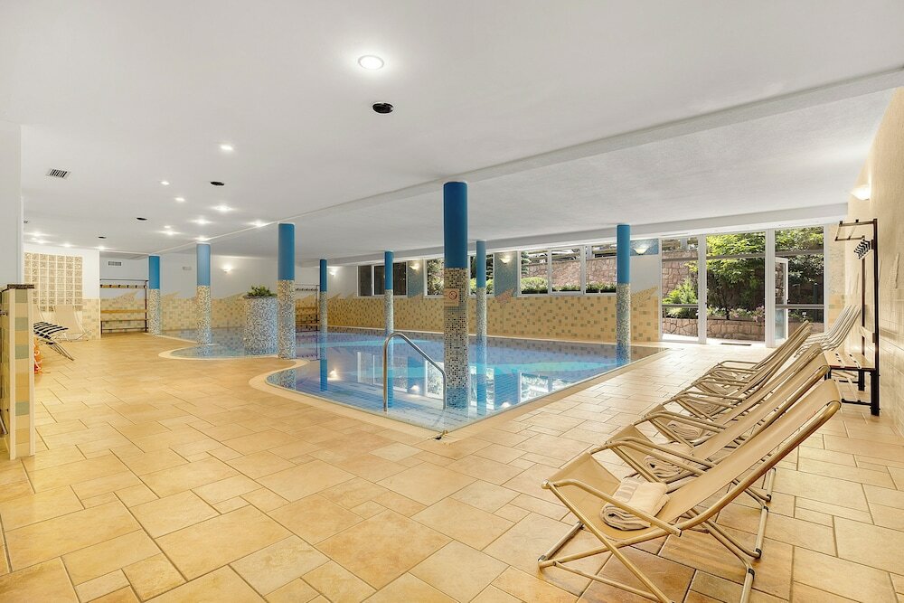 Фото Aparthotel Majestic