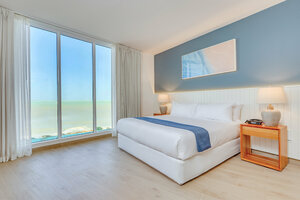 Гостиница Radisson Fort George Hotel and Marina