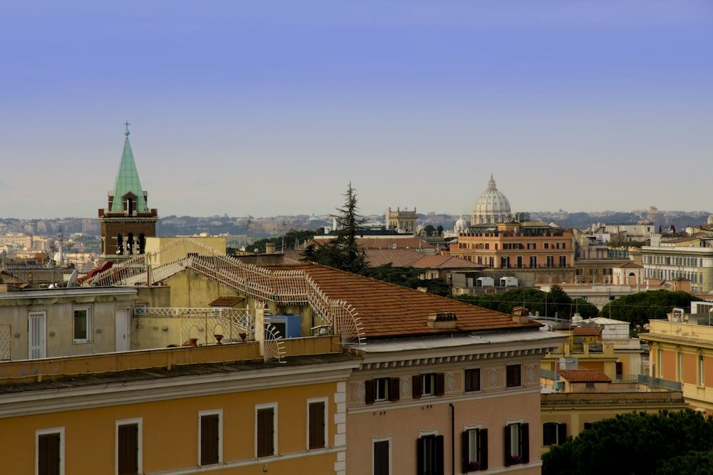 Фото Marcella Royal Hotel - Rooftop Garden