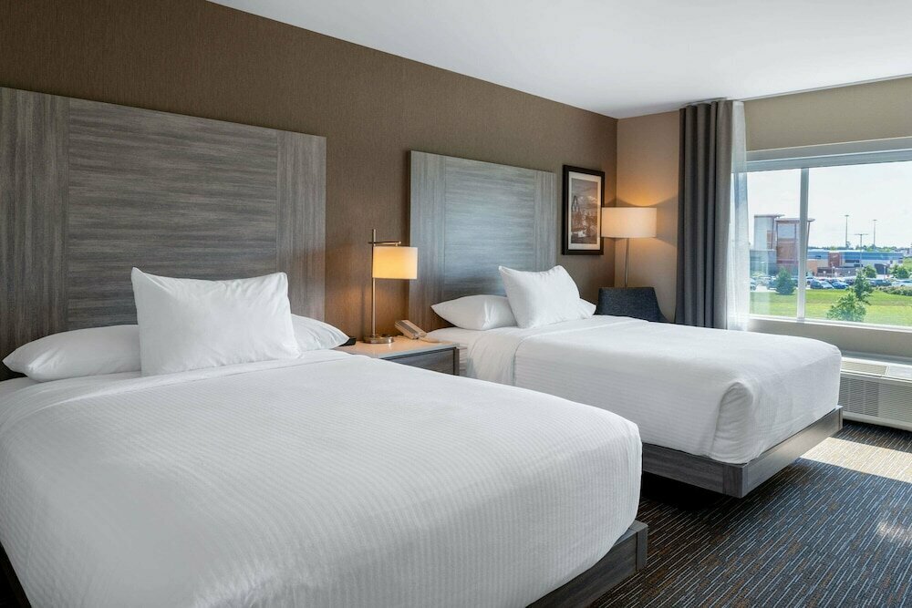 Hotel Wingate by Wyndham Kanata West Ottawa, Province of Ontario, photo