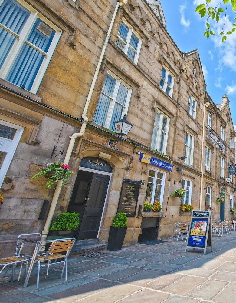Фото The Mitre Hotel