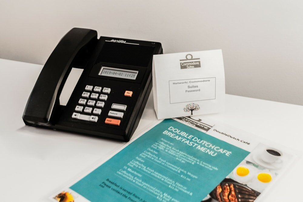 Фото Commodore Suites