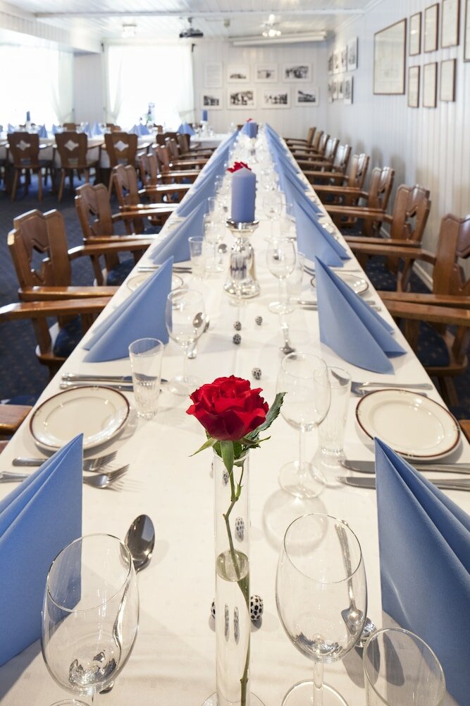 Фото Kjøbmandsgaarden Hotel