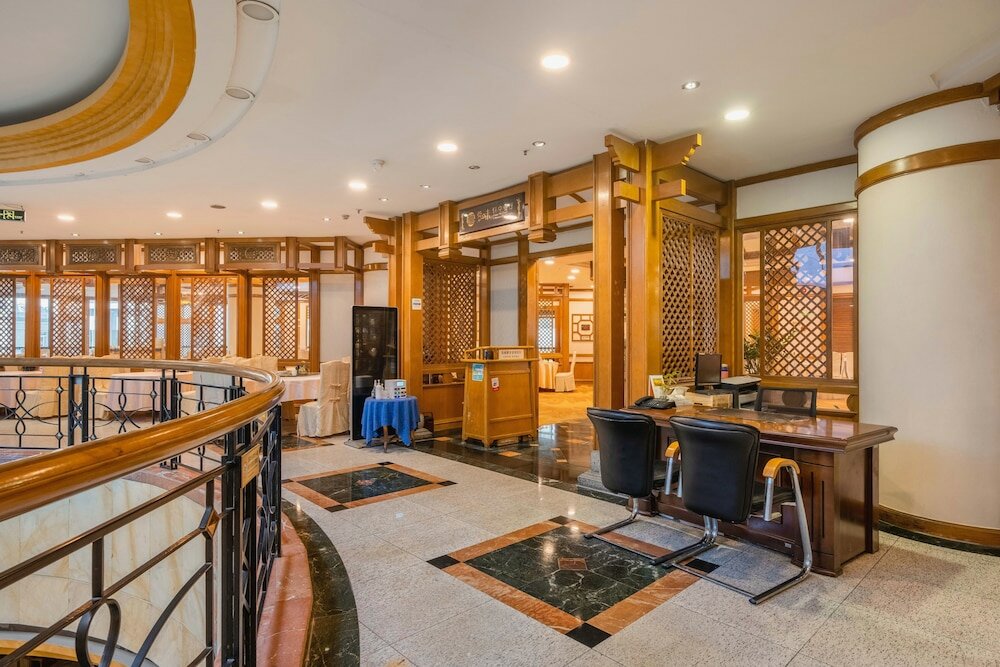 Фото Hotel Silverland