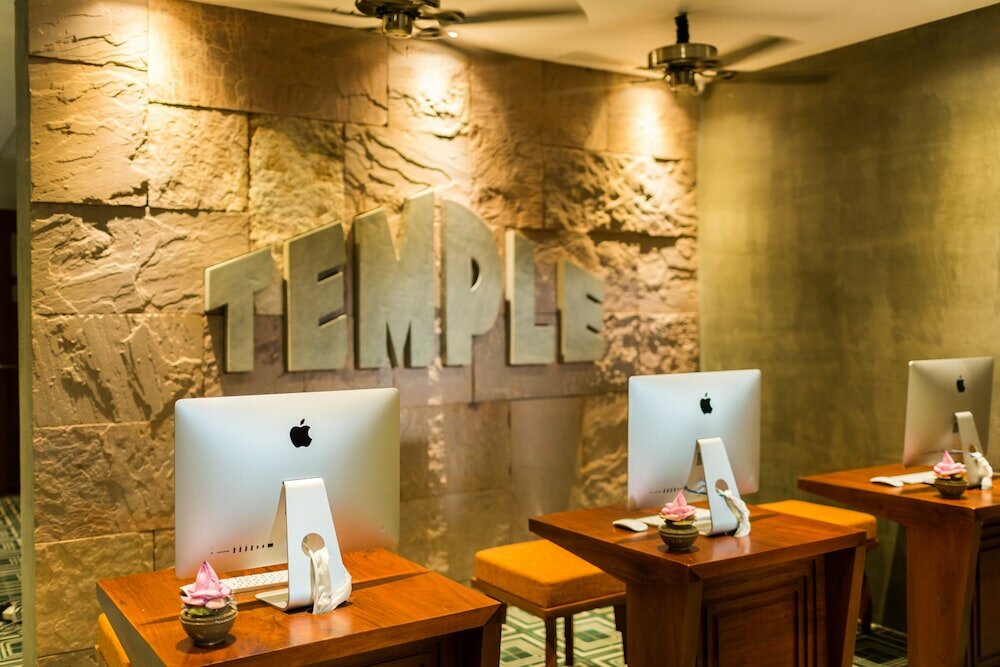 Фото Golden Temple Boutique