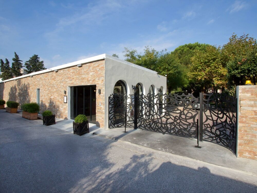 Фото Mercure Marseille Centre Bompard La Corniche