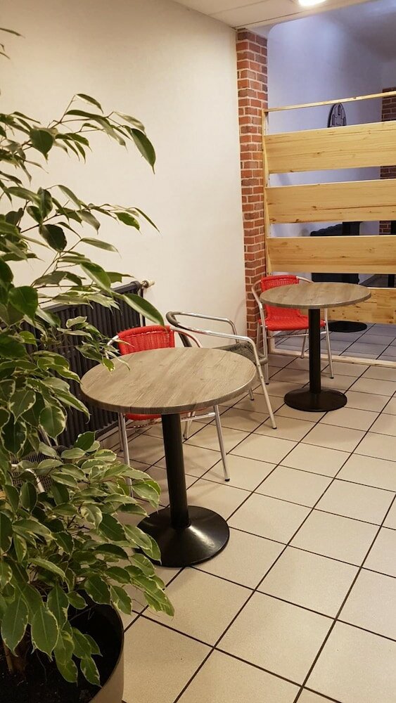 Фото Hôtel Au Spatial