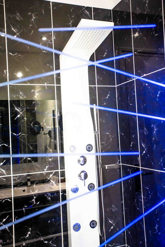 Фото Hôtel Au Charme Rabelaisien