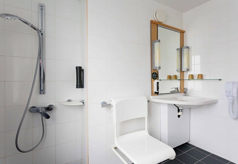 Фото B&B Hotel Reims Centre Erlon