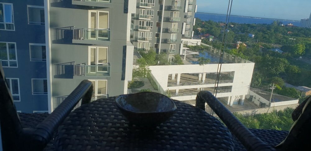 Фото Mactan Newtown with Ocean View