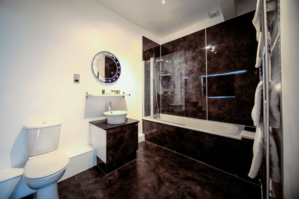 Фото Rollestone Manor