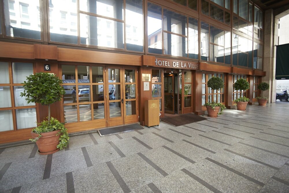 Фото Sina De la Ville