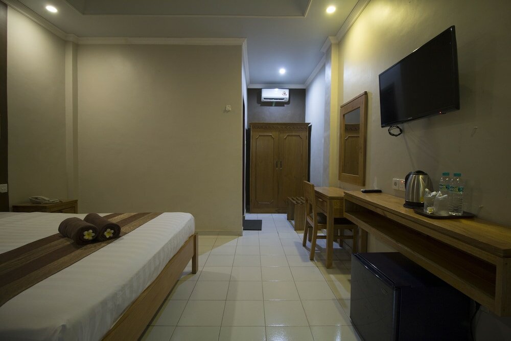 Фото Bakung Sari Hotel