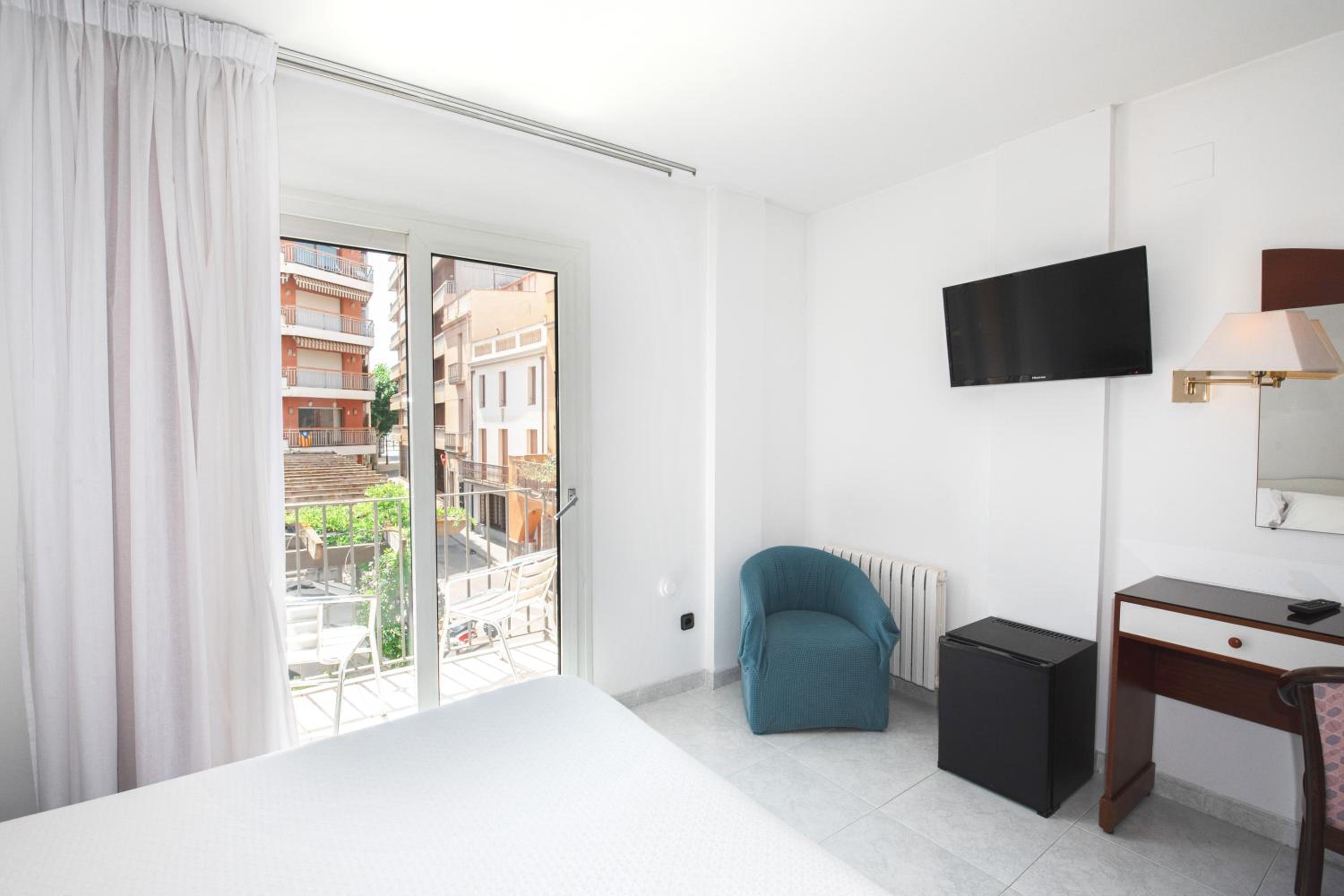 Фото Hotel Placa