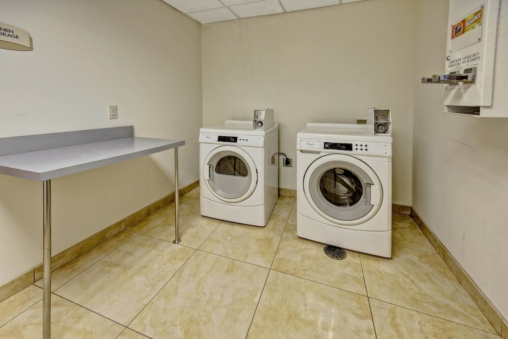 Фото Fairfield Inn & Suites Oklahoma City NW Expressway/Warr Acres