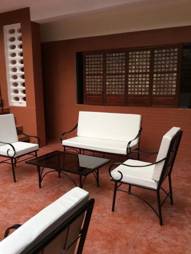 Фото Casa Roces Bed and Breakfast