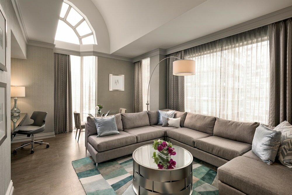 Фото Georgian Court Hotel